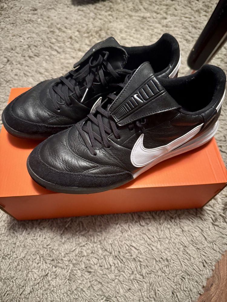 Футболни стоножки Nike Premier 41 ( 26,5 cm)