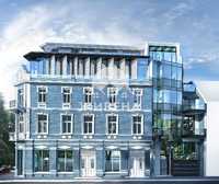 Продавам просторен 3-стаен апартамент, с Акт 15, в центъра на Варна