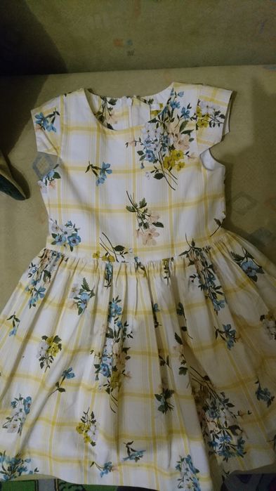 Платья на девочку 4-6 лет и 9-13лет