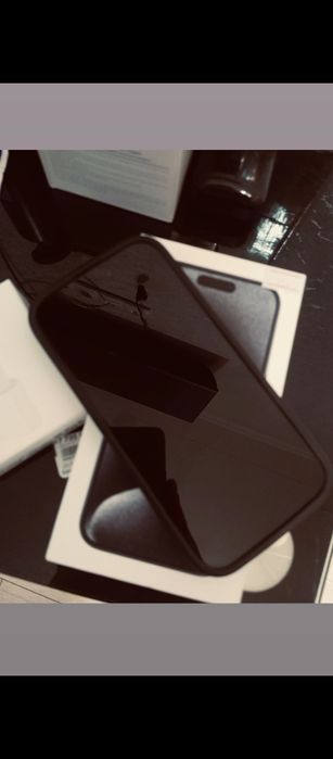 Продам iPhone 15 pro в хорошем состоянии