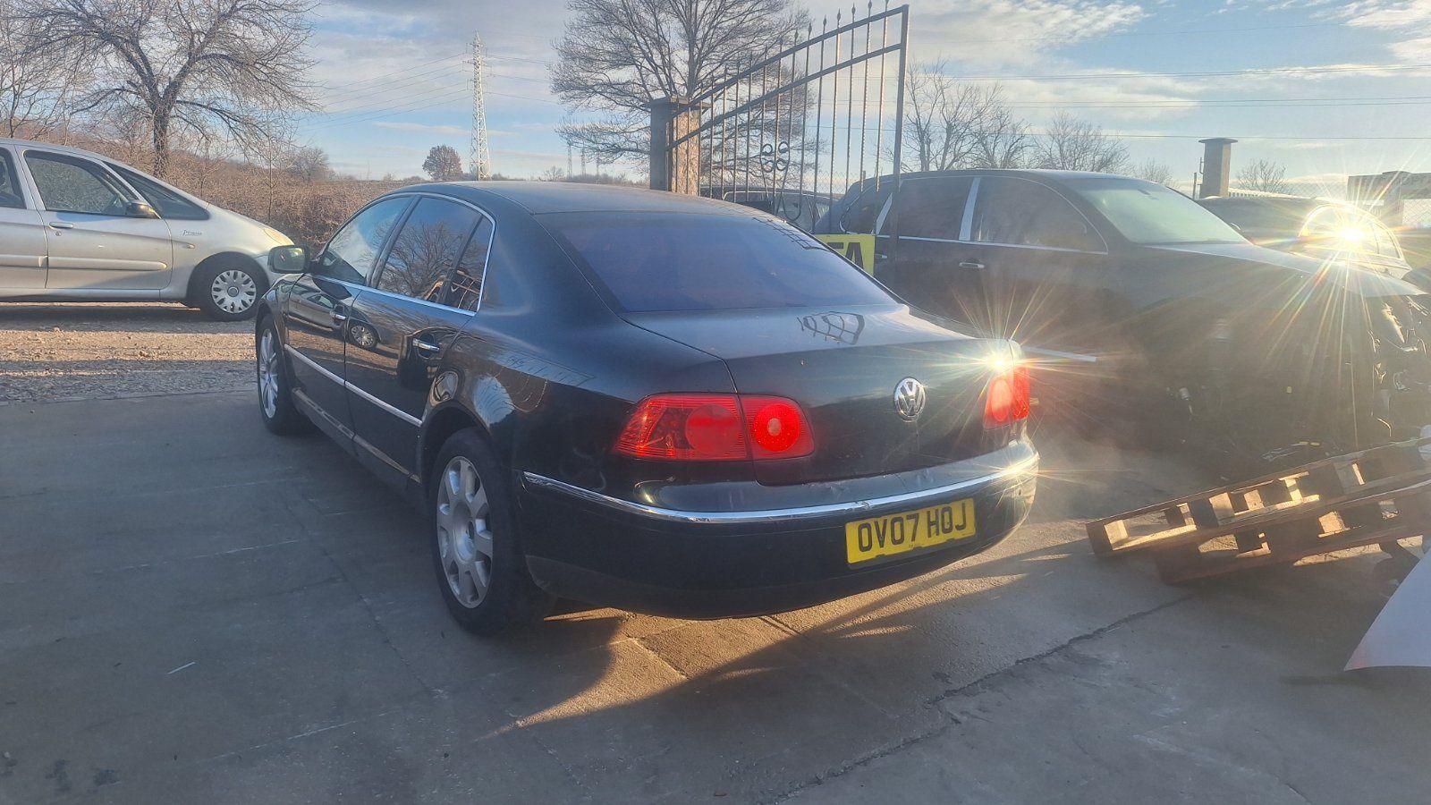 VW Phaeton 3.2 B V6,241 к.с. , 5 броя на части