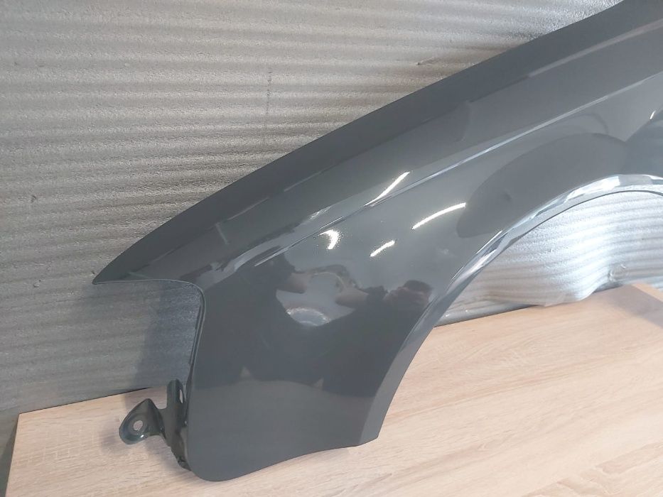 Aripa Fata Stanga Audi A4 B7 An 2004-2007 (LX7Z (Gri))