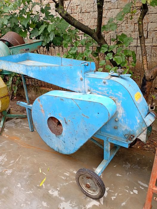 Moara cereale pe gardan