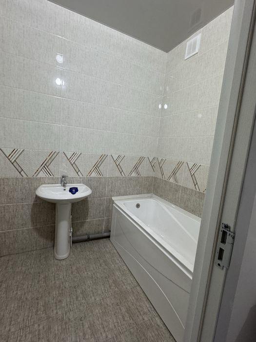 ИЖАРАГА БЕРИЛАДИ – 2 хонали квартира (студия вариант)