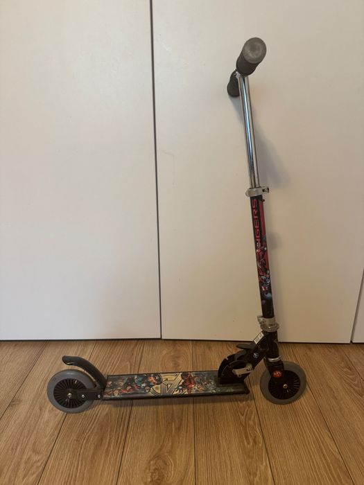 Vand trotineta si Kart pentru copii 4-8 ani