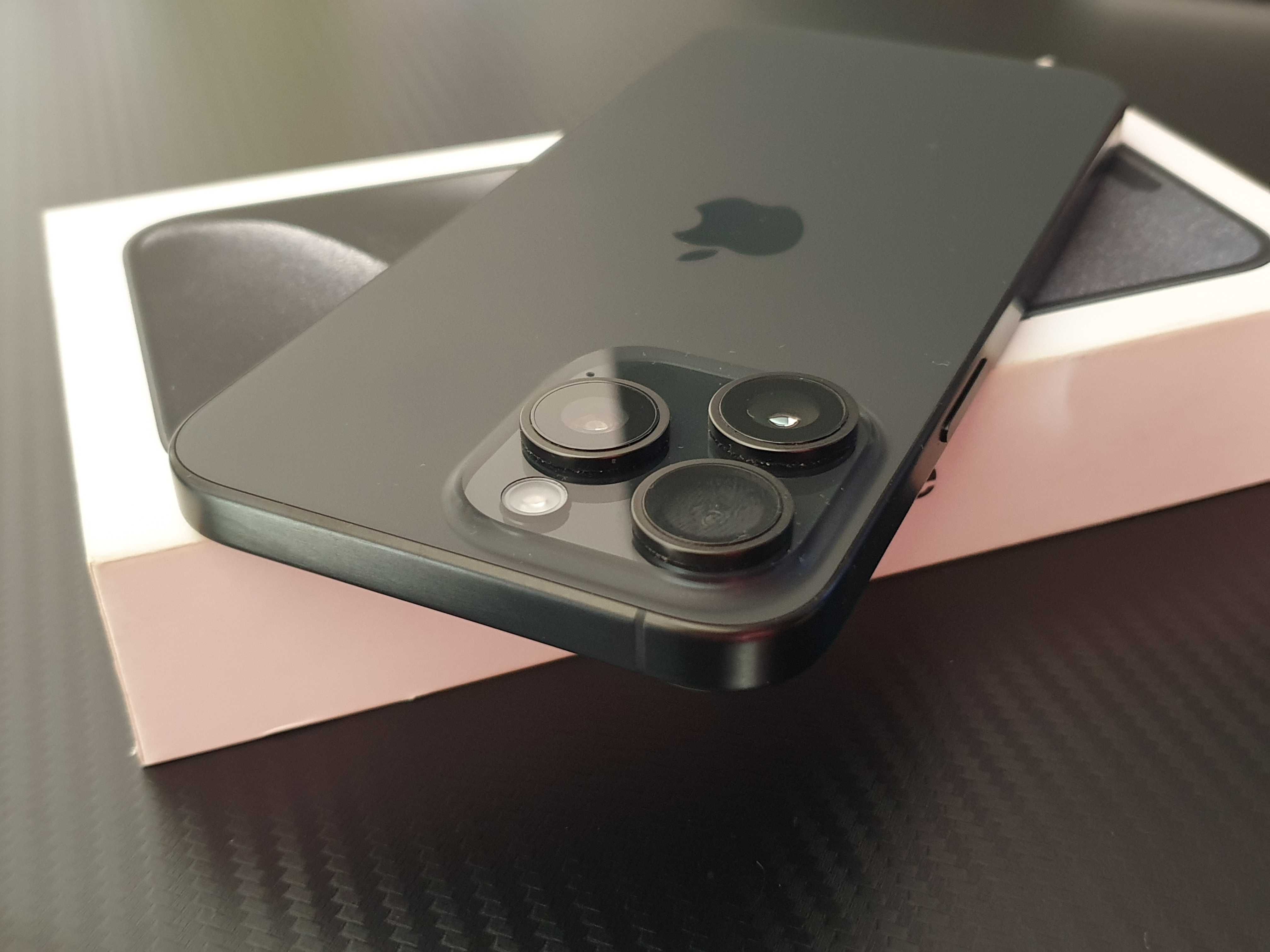 Iphone 15 Pro Max 256GB КАТО НОВ , пълен комплект
