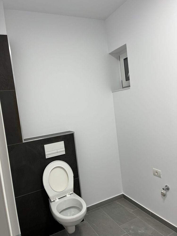 Propeietar vand apartament cu doua camere