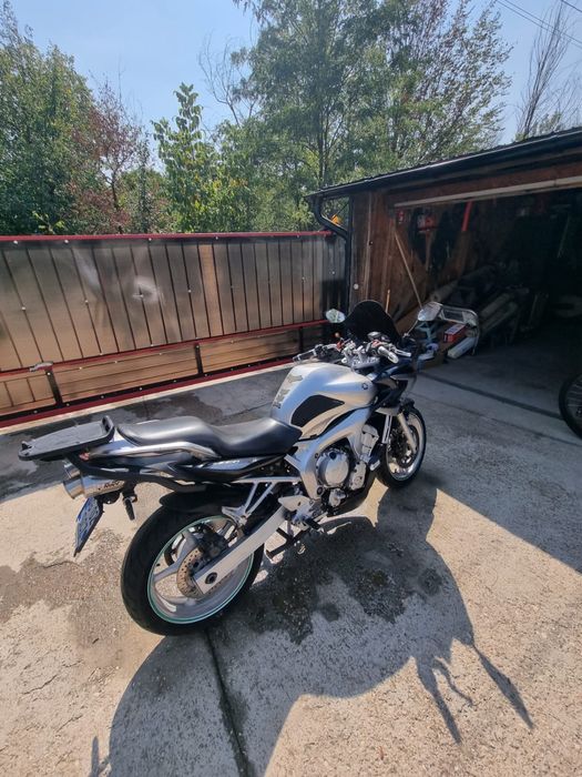 Yamaha fz6 naked