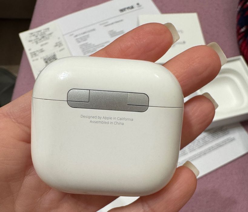 Apple AirPods 4 в гаранция