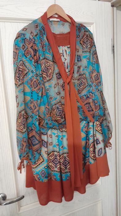 Костюм тройка производства Турция  ,шикарный костюм,итальянский  шёлк,