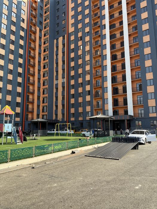 Срчона квартира сотилади сергели тумани бобир махалла