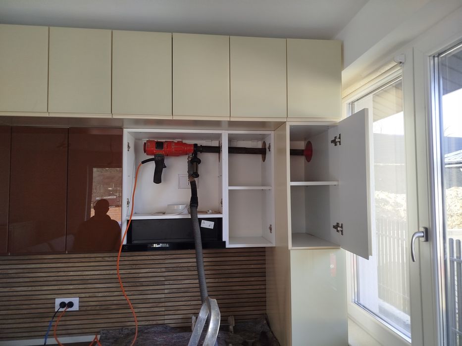 Gaură CAROTĂ CENTRALA Hotă  Aierisire carotare umed+ uscată