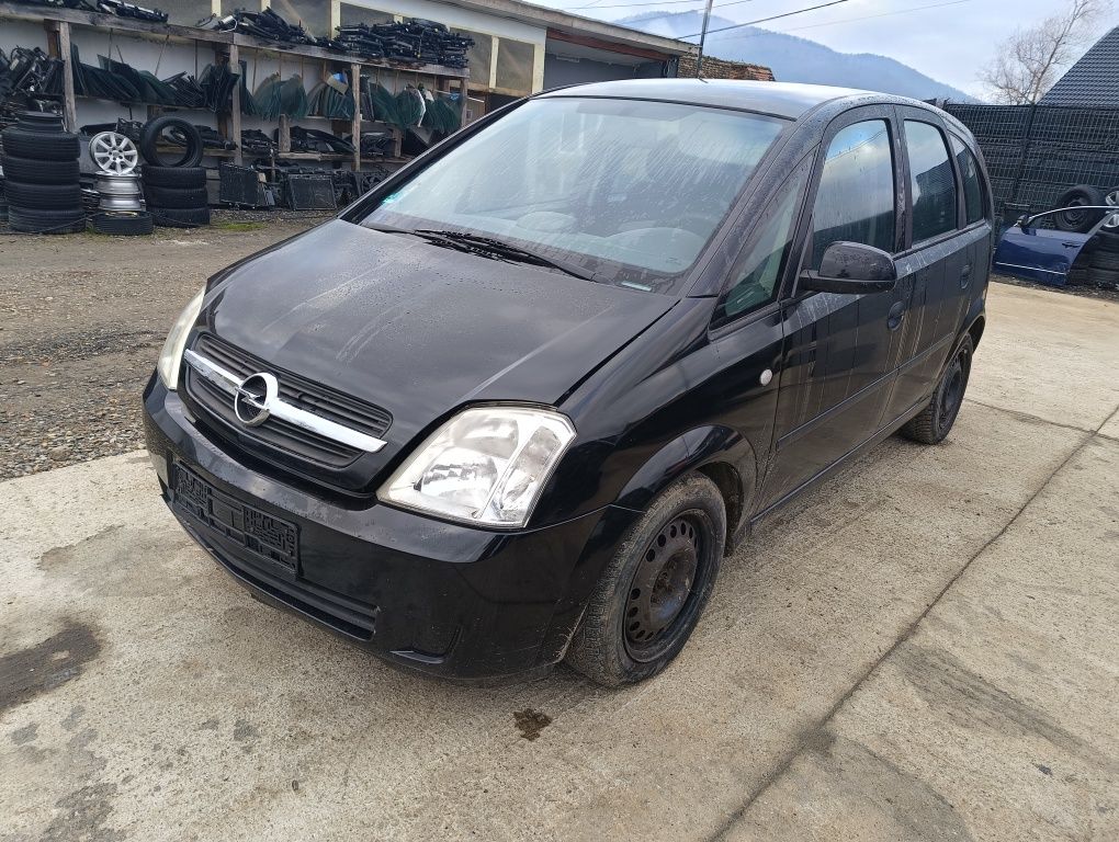 Piese motor cutie caseta uși bara capota faruri egr Opel meriva 1.7