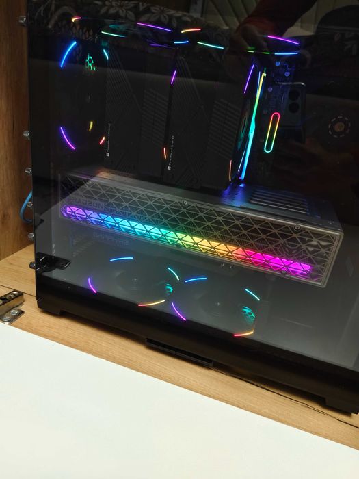 Игровой ПК - Ryzen 9600X, RX 9070, 850W Platinum, 2 / 32 Gb, Lian Li