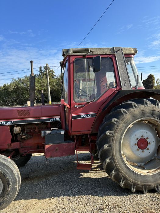 Tractor international 90cp motor in 6 cilindri