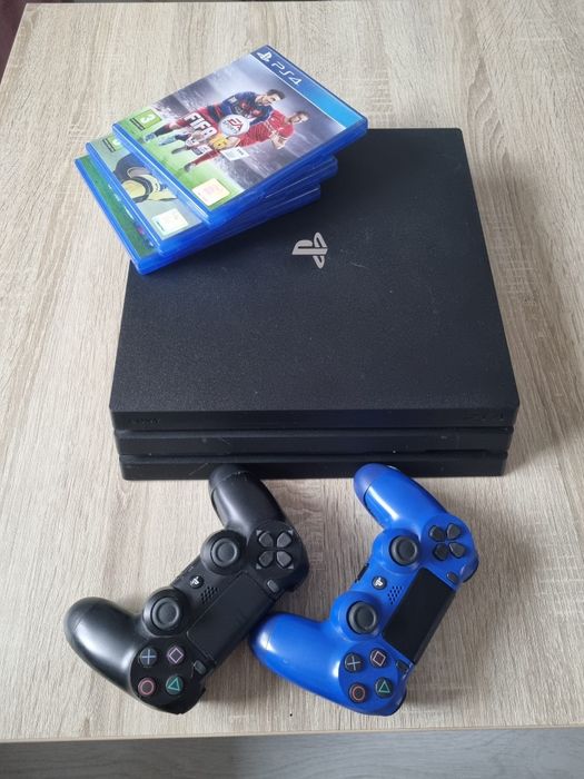 Vand PS 4 PRO memorie 1T
