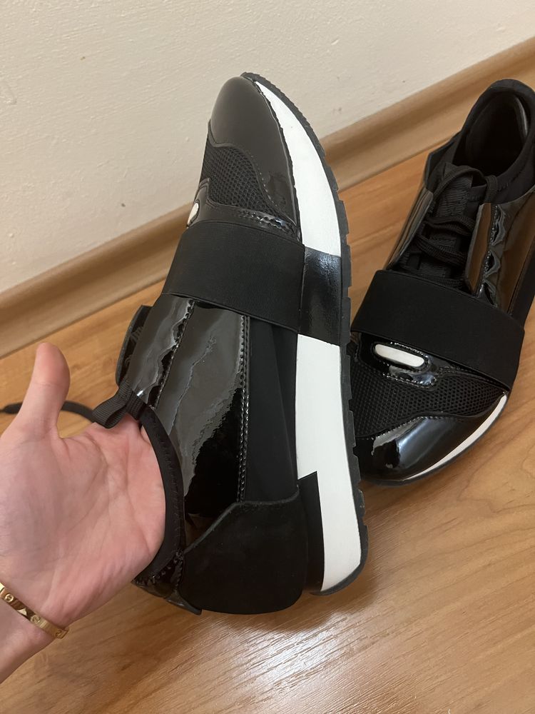 Обувки по модел Balenciaga Race Runner