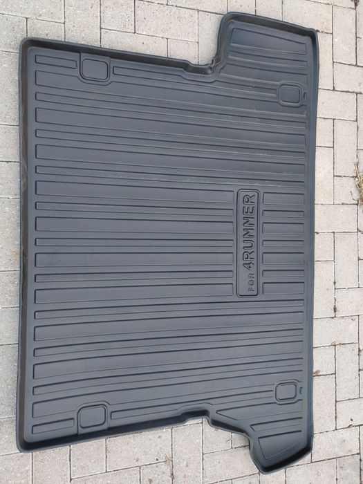 Коврик в багажник Тойота 4Ranner 285