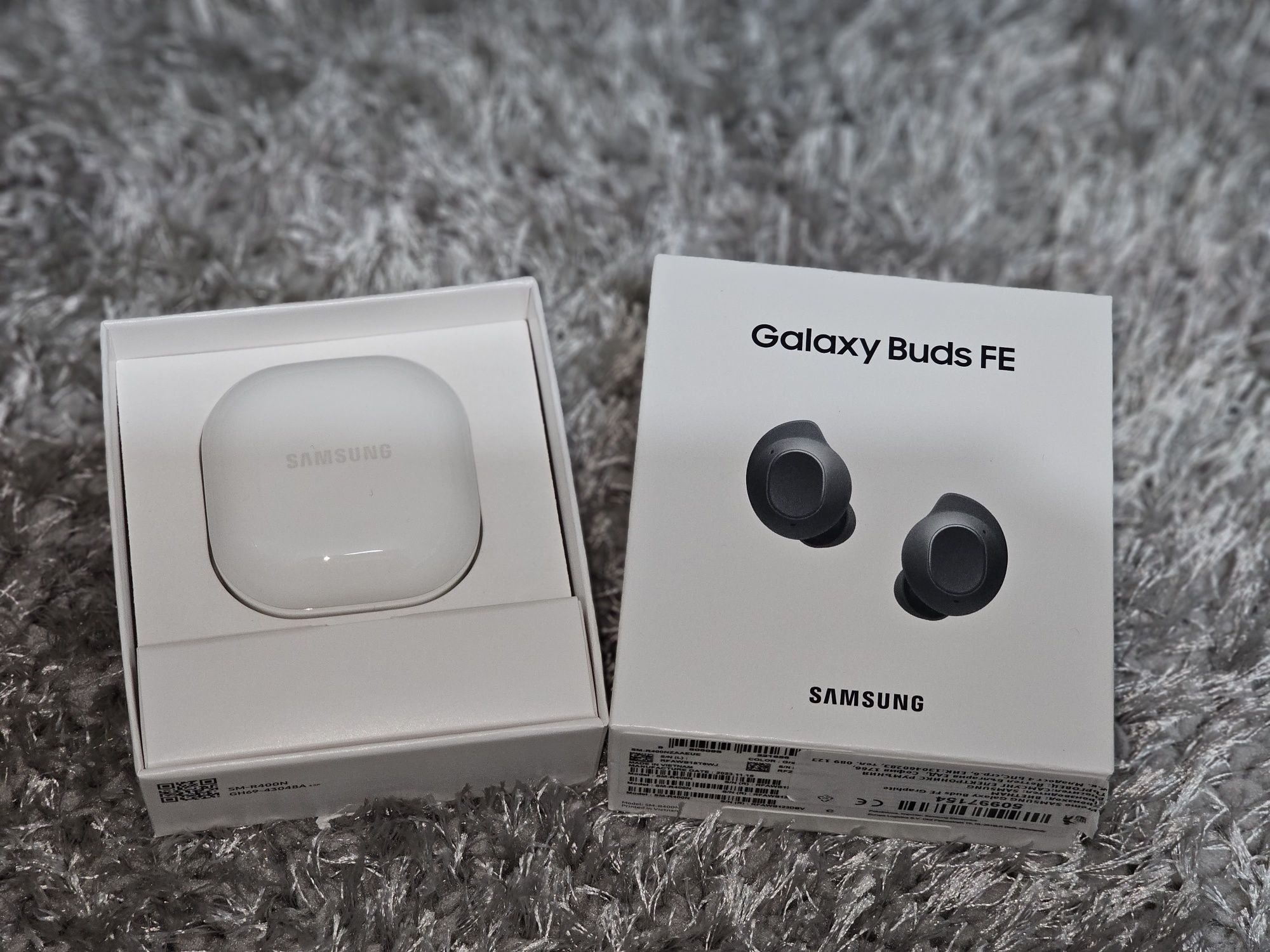 НОВИ Samsung Buds FE