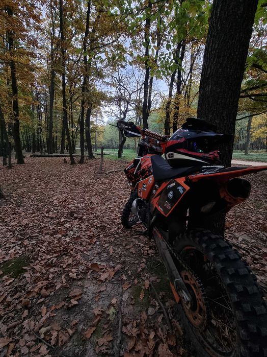Enduro 300 KTM 2t   (nu huqvarna ,nu honda ,nu kawasaki ,nu beta )