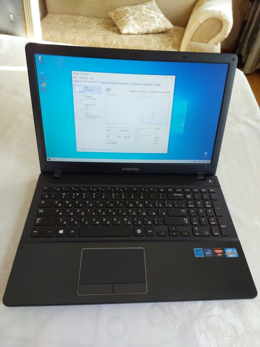 Ноутбук Samsung i5 8GB 256 SSD отлично подходит для учёбы и работы