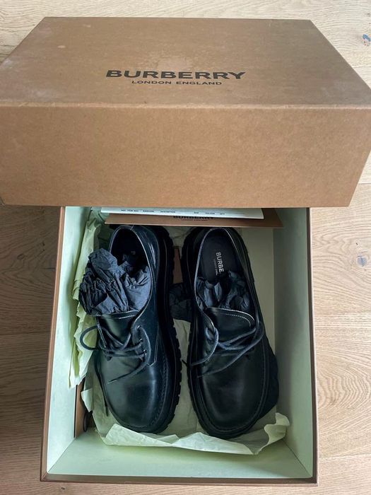 Burberry Leather Derby Shoes