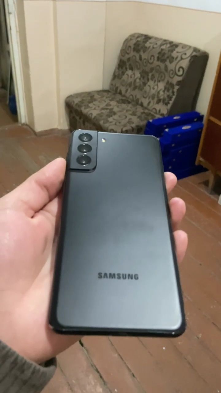 Samsung s21+ 5G 8/128 USA e-sim  versiya