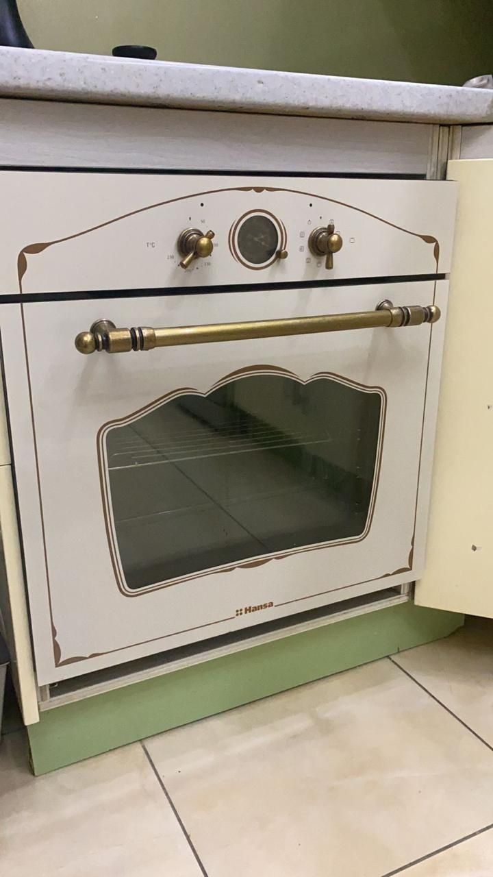 Продам духовой шкаф и вытешку