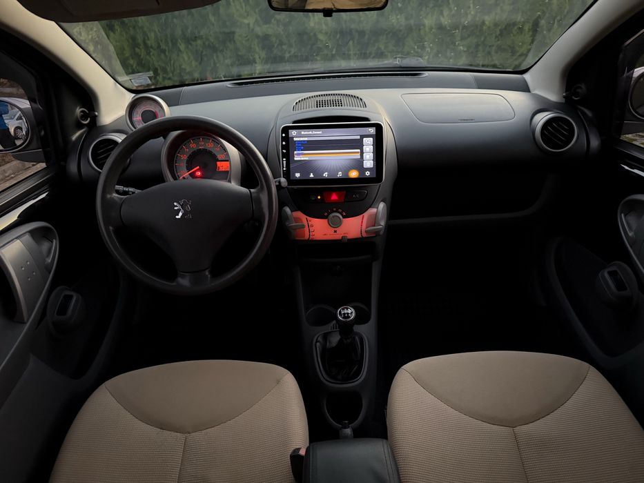 Пежо 107,LPG, газ. инж., CarPlay/Android