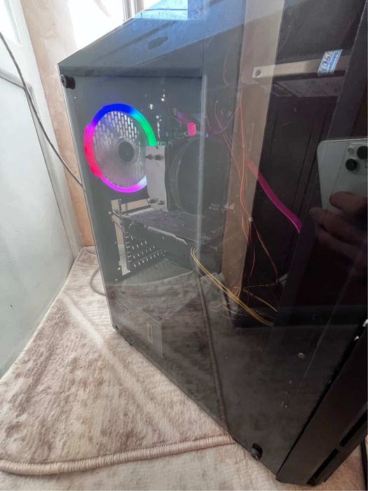 Kampyuter srochini sotiladi 230$