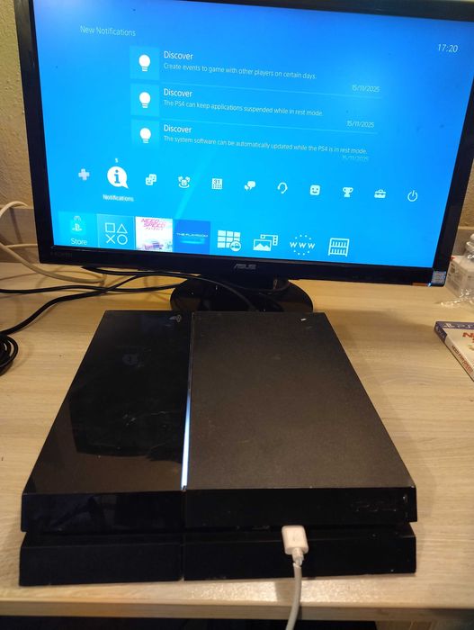 PlayStation 4 500GB с проблем!