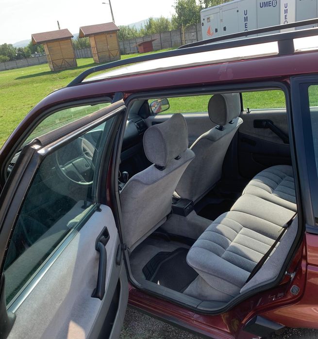 Volkswagen Passat B3 35i 1992