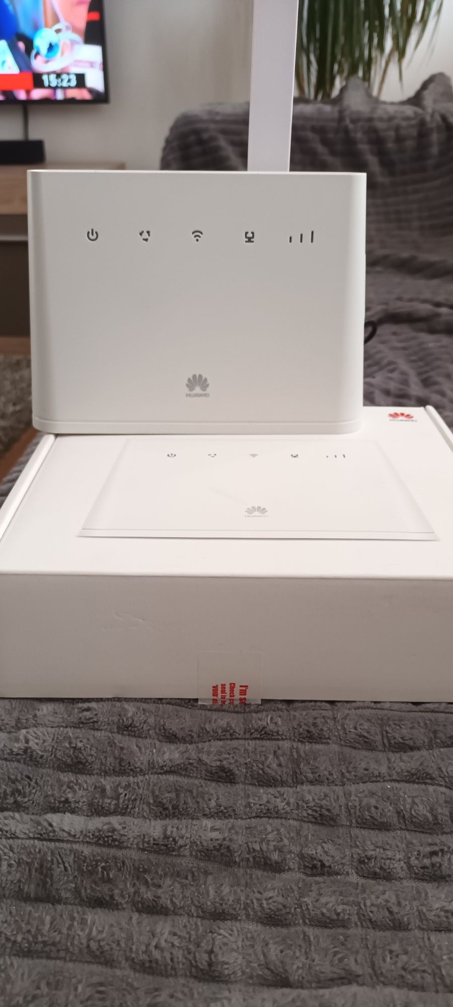 Router Huawei 4G cu sim