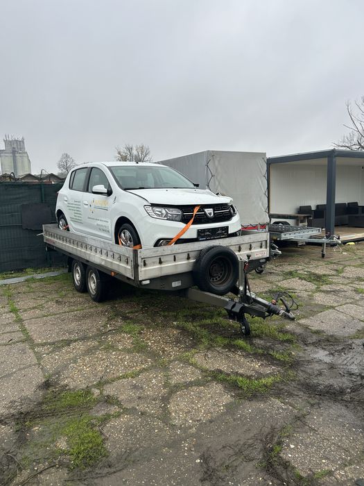 Remorcuta auto DONA 32