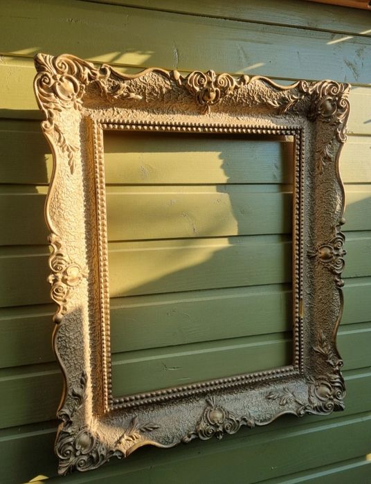 Ramă decorativă baroc aurie – ideală pentru oglinzi, tablouri...