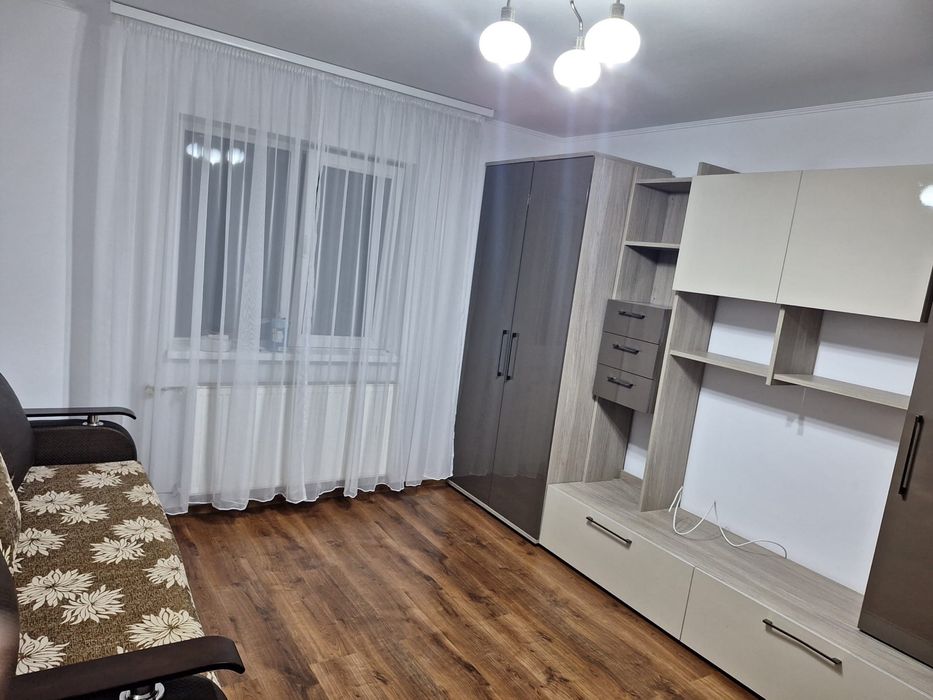 Inchiriez apartament cu 2 camere