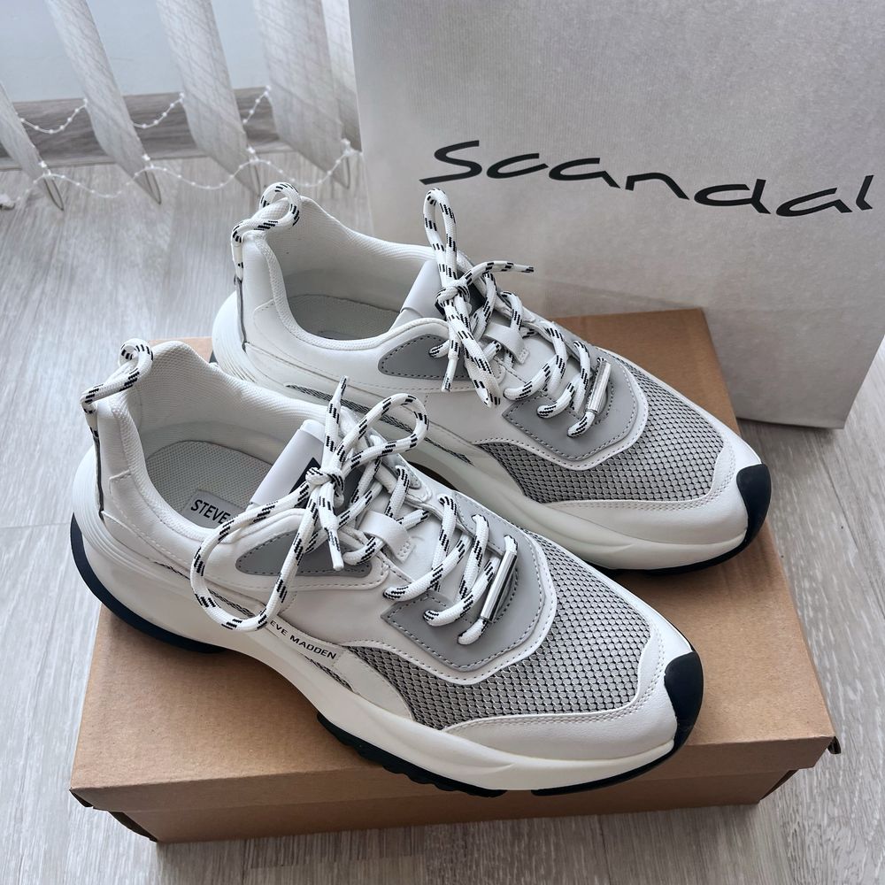 Маратонки Steve Madden