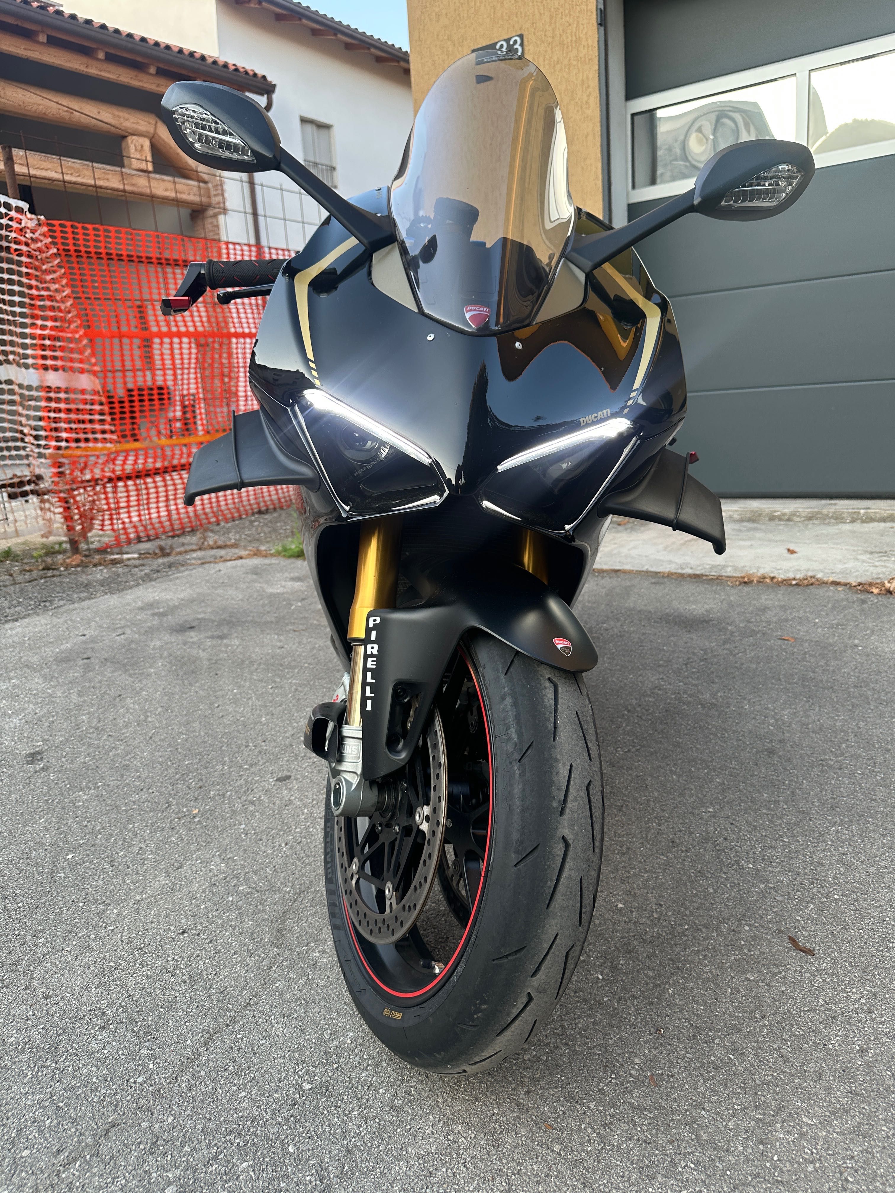 Ducati Panigale V4S