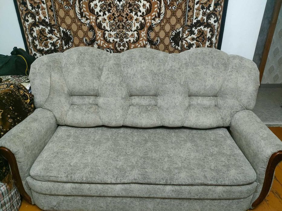 Продам Диван 15000т