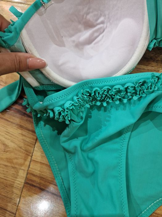 Costum de baie cu push up la doar 35 lei