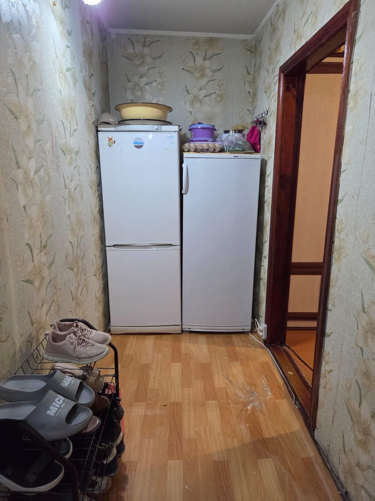 2-комн., 4 мкр., 3 этаж (не угол)