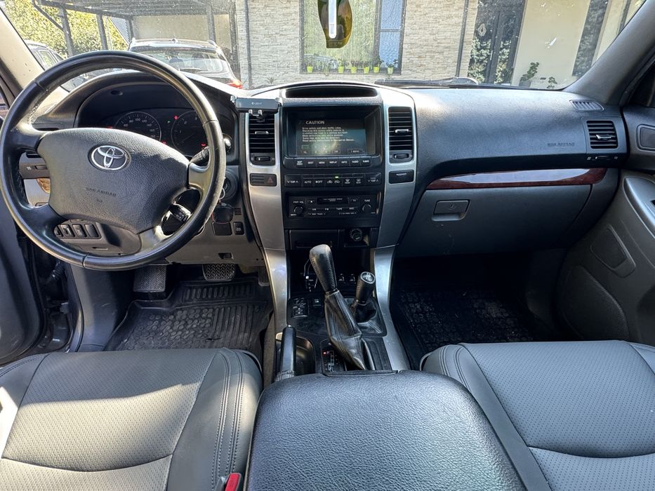 Toyota Land Cruiser