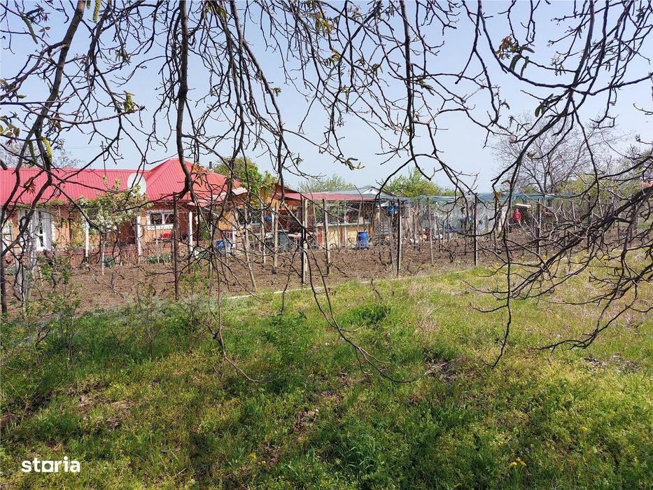 Teren intravilan, suprafata de 2800 mp, deschidere 25 ml, Izvoru Dulce