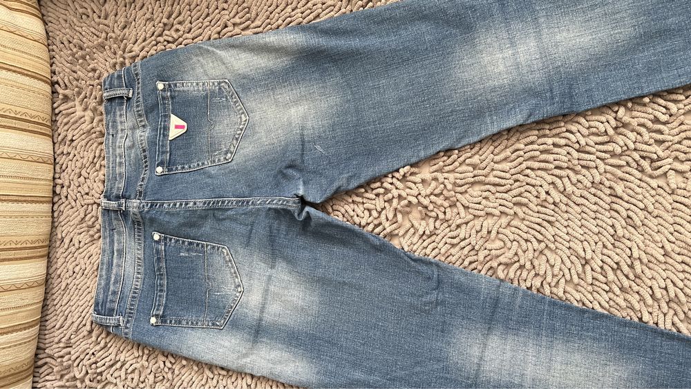 Женские джинсы 44 размер