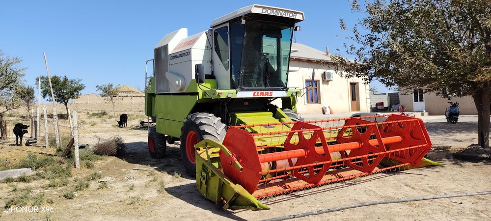 Claas dominator130 sotiladi!