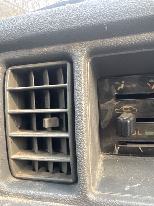 opel cambo srochniy sotiladi