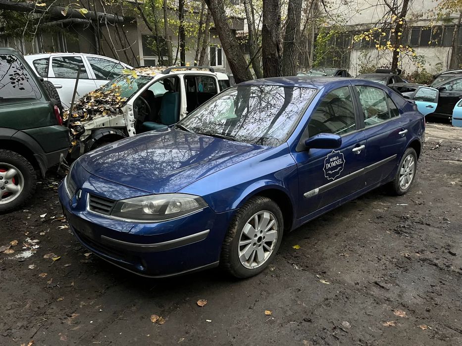 Dezmembrez Renault Laguna II facelift  xenon 2006 albastru 2.0 benzina
