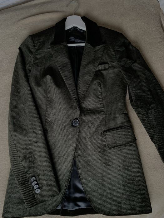 Zara- дамско сако