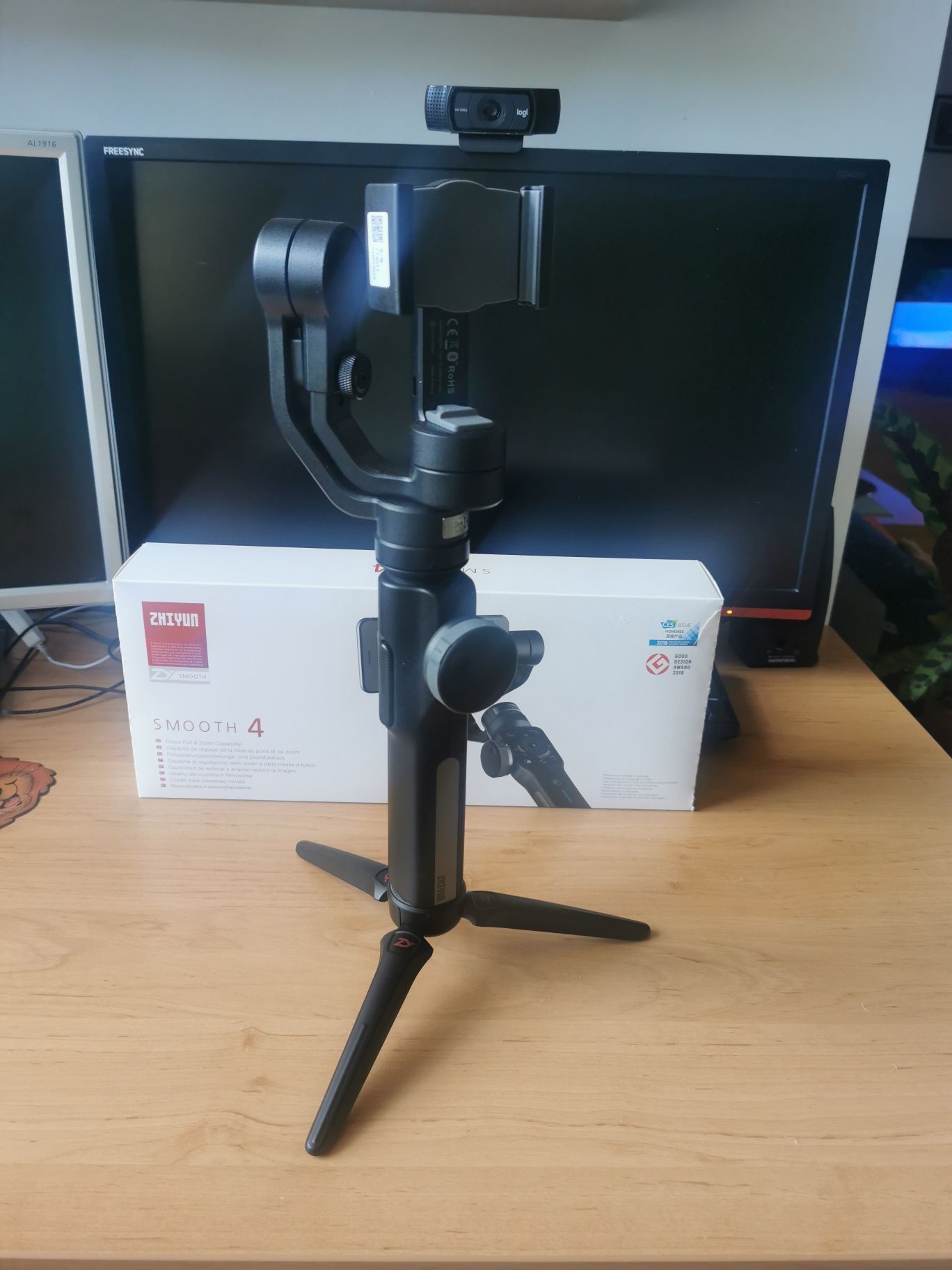 Гимбал Smooth 4 zhiyun