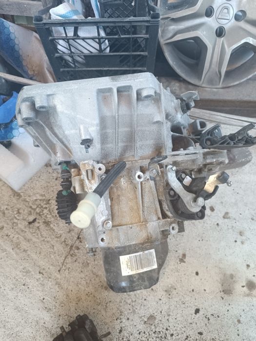 Cutie viteze 0.9Tce Dacia Logan 2, Sandero impecabil